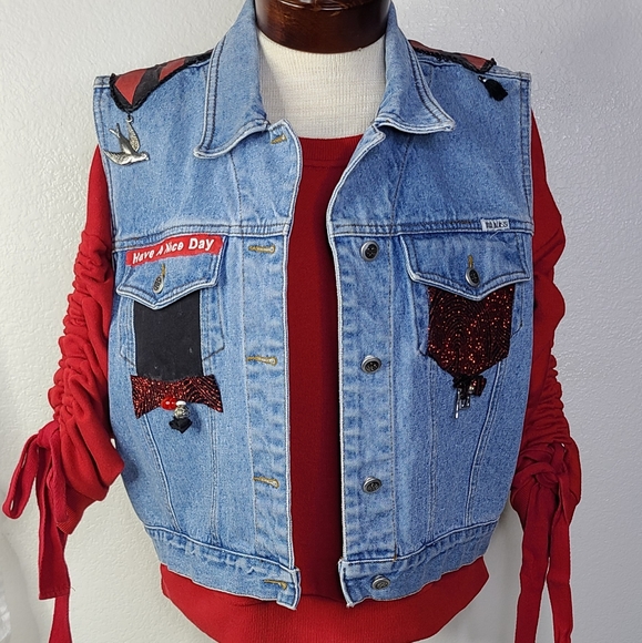 Retro Bill Blass Denim Vest Blue Size Large Upcycled Reworked Statement Piece - Picture 4 of 5